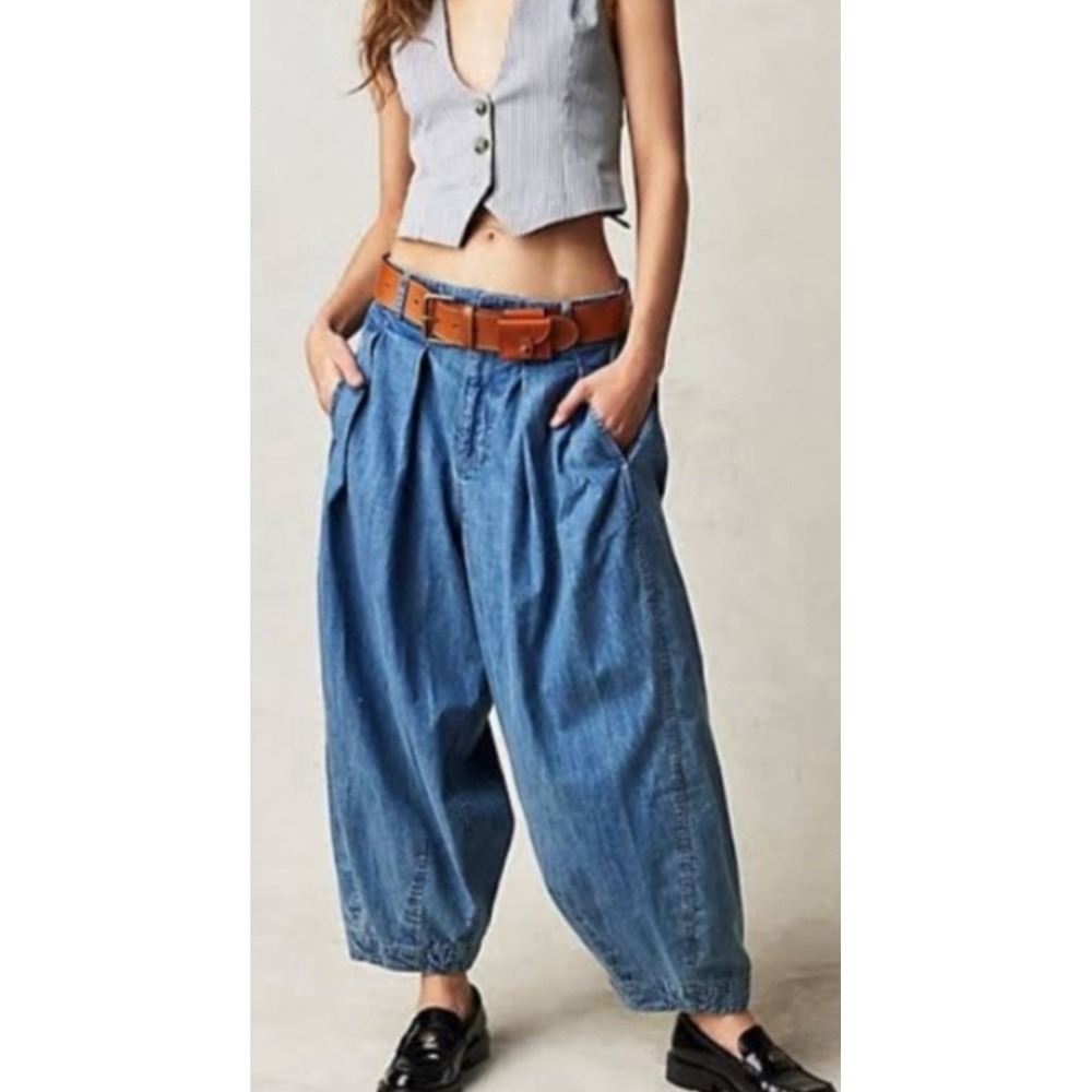 Free People Ridley Pull On Jeans Sz Large Pleated Barrel Leg Slouchy Baggy Crop